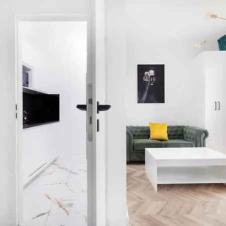 Vola Palace Apartment Warsaw